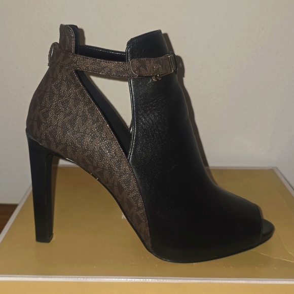Michael Kors Cut-Out Stiletto Booties - Picture 1 of 8